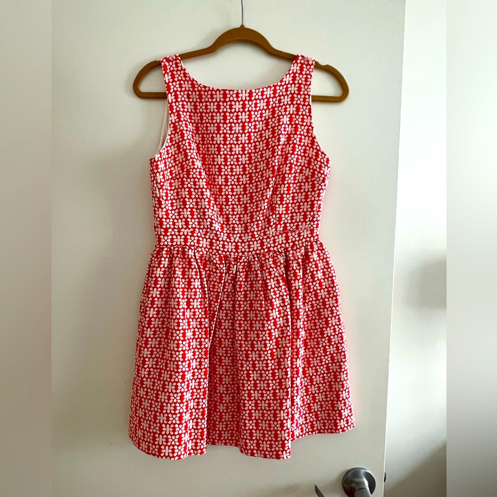 DO-BE Sample gorgeous Open Back red mini dress